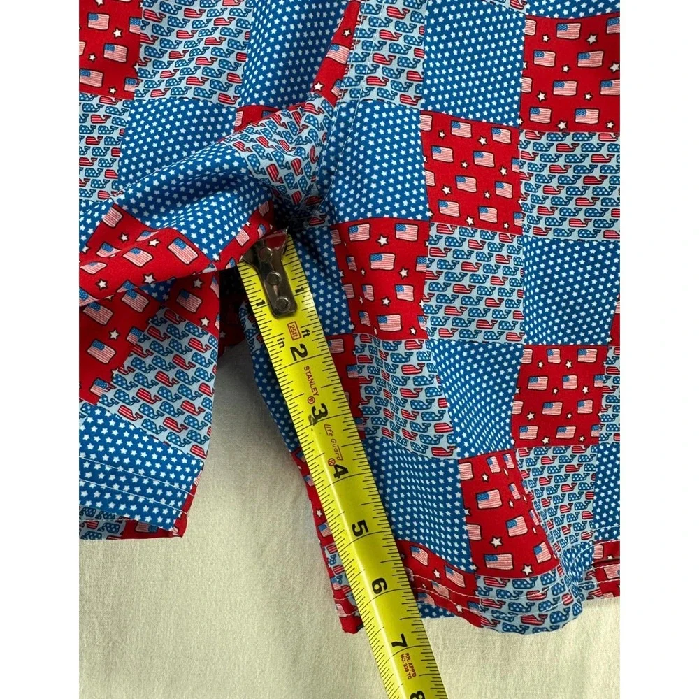 Vineyard Vines Boys Swim Trunks L Patriotic American Flag Patchwork Blue Red